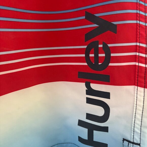 Hurley Men's Swim Trunks Size M EUC - Picture 2 of 6